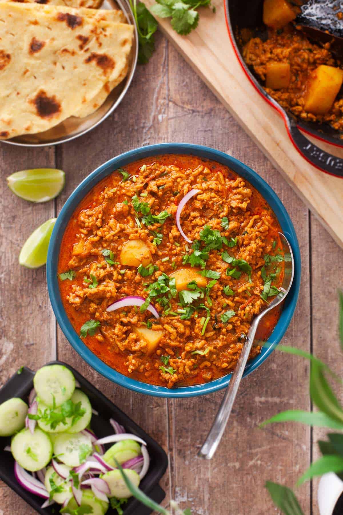 Cooked Chicken Keema Curry (Baticrom)